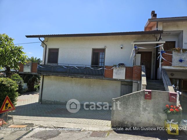 Casa indipendente in residenziale in Via A. Gramsci