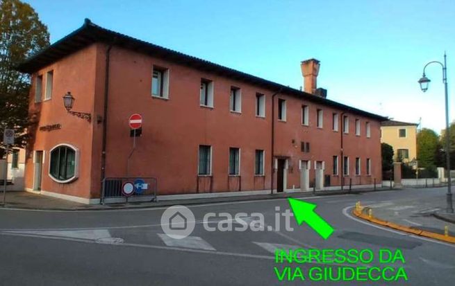 Ufficio in commerciale in Via Giudecca