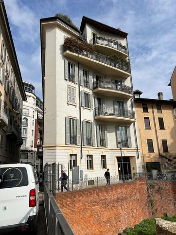 Appartamento in residenziale in Via Brisa