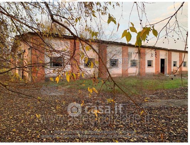 Terreno agricolo in commerciale in Via Leopoldo Pilla 28