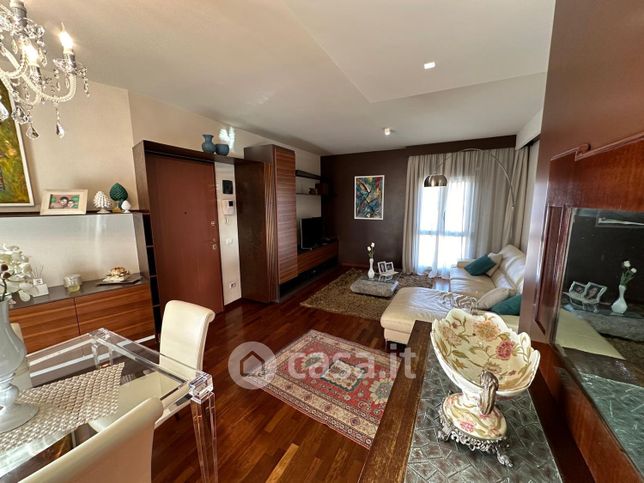 Appartamento in residenziale in Via Ferraro