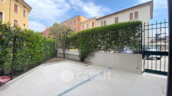 Appartamento in residenziale in Via Bartolomeo Lorenzi 15/E