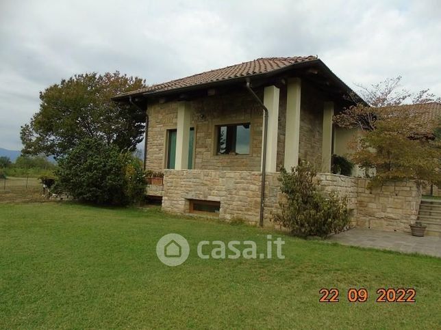 Appartamento in residenziale in Via Follone 11