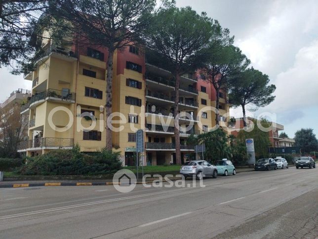 Appartamento in residenziale in Viale dei Bersaglieri 78