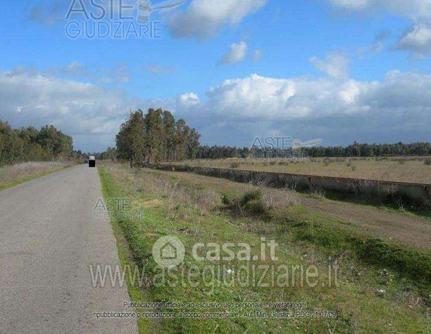 Terreno agricolo in commerciale in Via Roma