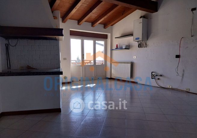 Appartamento in residenziale in Via Villa 6