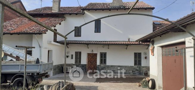 Rustico/casale in residenziale in Via Palmiro Togliatti