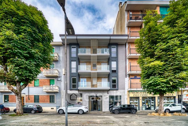 Box/posto auto in residenziale in Viale Buridani 16