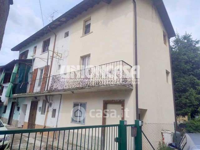 Rustico/casale in residenziale in Via Sciesa