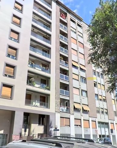 Appartamento in residenziale in Via Luca Comerio