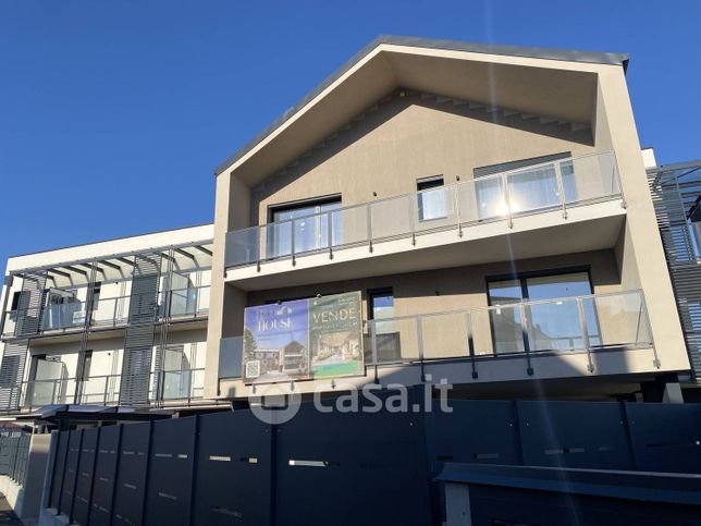 Appartamento in residenziale in Via Enrico De Nicola