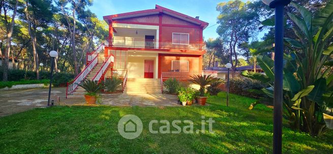 Villa in residenziale in Via Oceano delle Tempeste