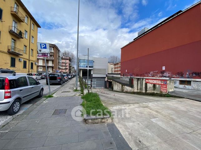 Box/posto auto in residenziale in Via Roma