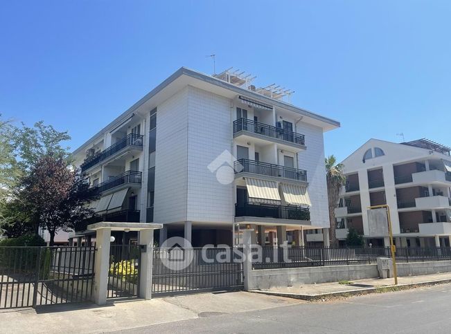 Appartamento in residenziale in Via B. Marcello 7