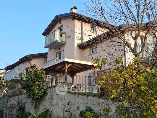 Appartamento in residenziale in Via Perlino 19E