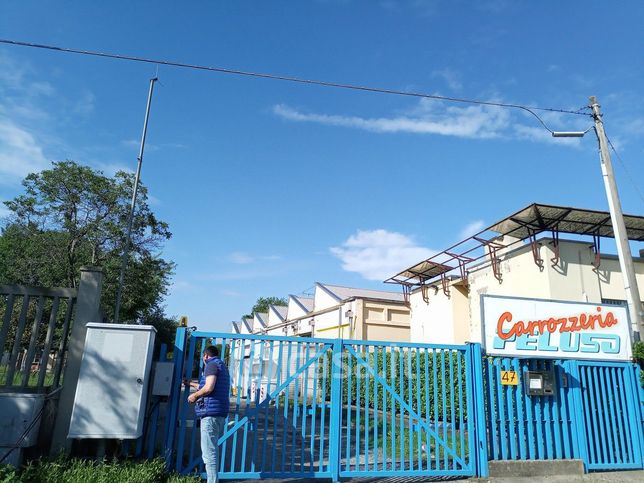 Capannone in commerciale in Strada Antica di Grugliasco