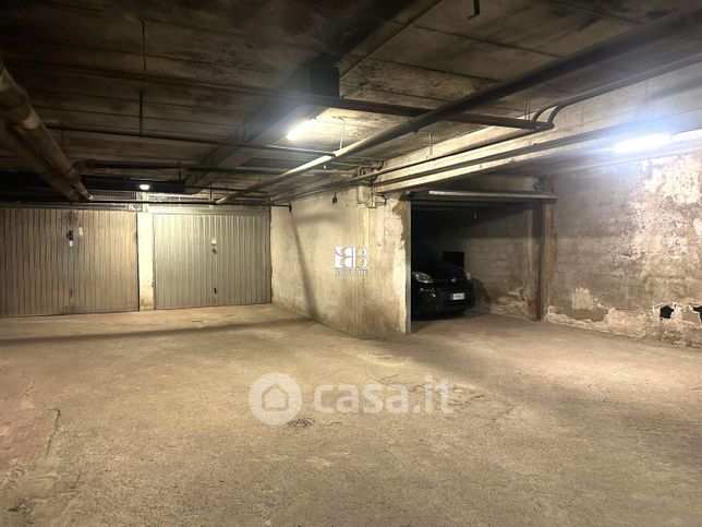 Garage/posto auto in residenziale in Via Gradoli