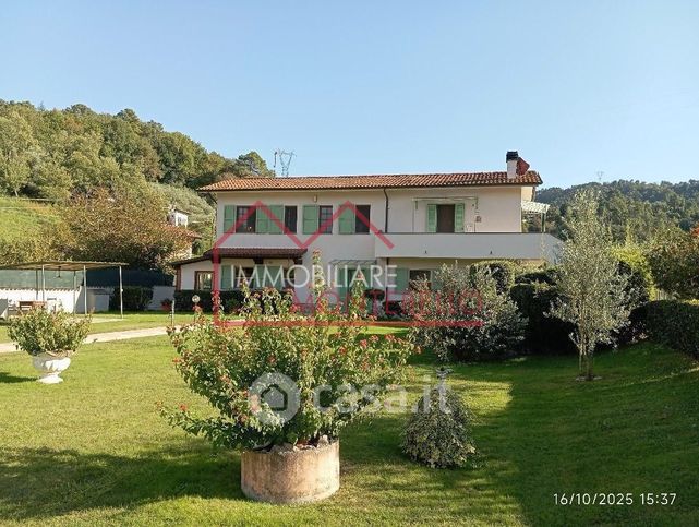 Villa in residenziale in Via della Liberazione 853