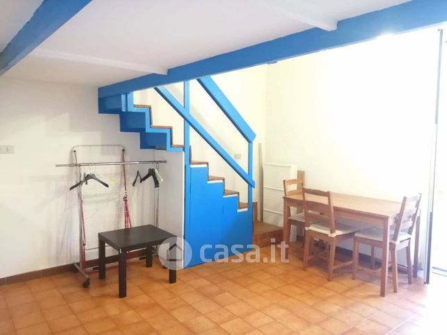 Appartamento in residenziale in Via Santa Brigida 10