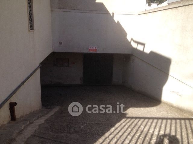 Garage/posto auto in residenziale in Via Giovanni Pascoli