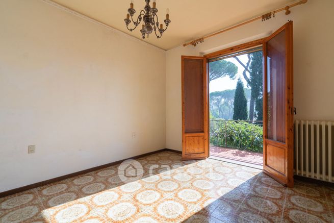 Villa in residenziale in Via Prachatice