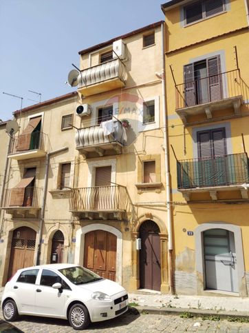 Casa bi/trifamiliare in residenziale in Via Stovigliai 31