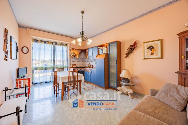Appartamento in residenziale in Via Villebone 41