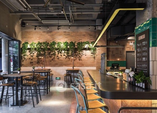 Attivitã /licenza (con o senza mura) in commerciale in Viale di Trastevere