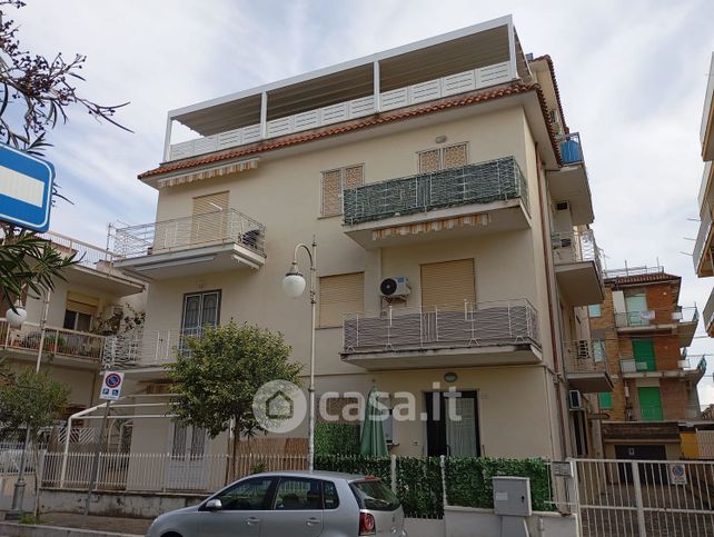 Appartamento in residenziale in Via Italo Balbo 83