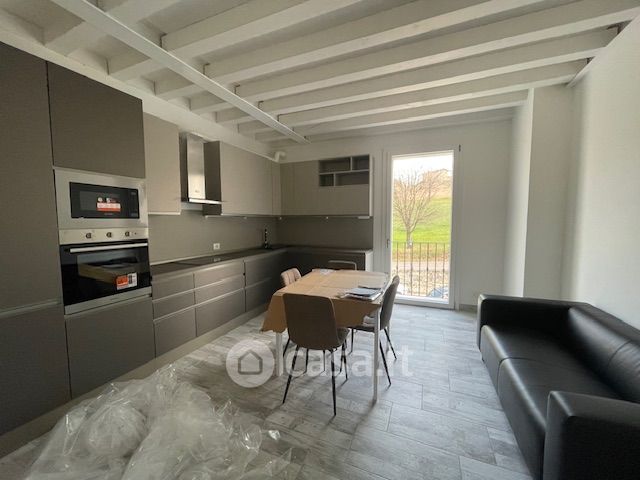 Appartamento in residenziale in Via Palona 18