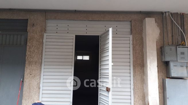 Garage/posto auto in residenziale in Via Croce 100