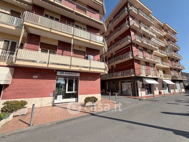 Appartamento in residenziale in Via Bent. Amilcare Nuvolone 66