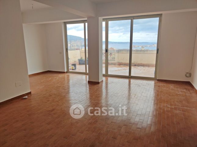 Appartamento in residenziale in Via del Vespro 49