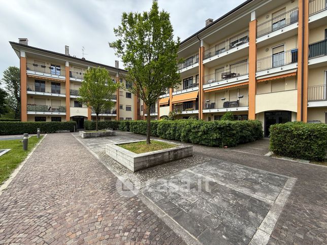 Appartamento in residenziale in Via Dante Alighieri 39