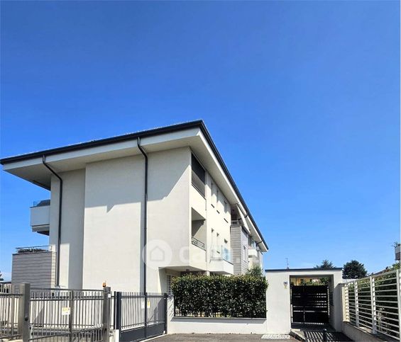 Appartamento in residenziale in Via Eugenio Villoresi 12