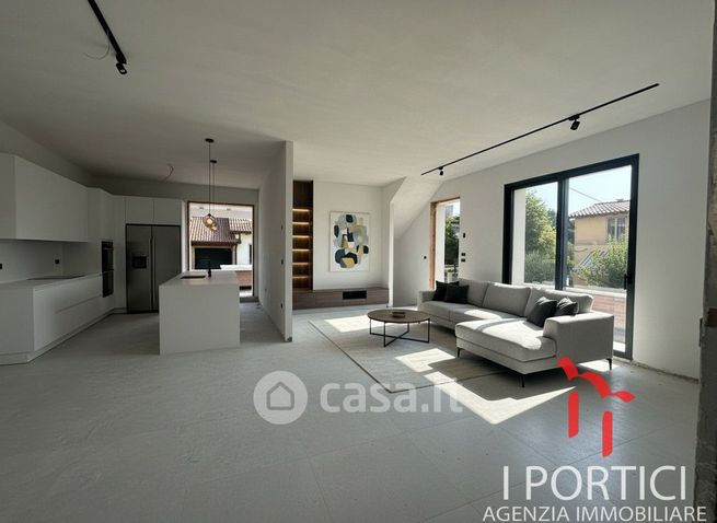 Casa indipendente in residenziale in Via Castellana