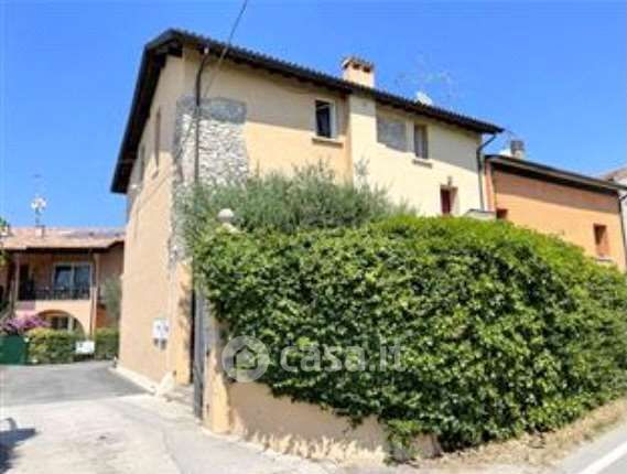Appartamento in residenziale in Via Porte Rosse 24