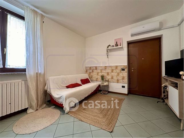 Appartamento in residenziale in Via Edmondo de Amicis 36