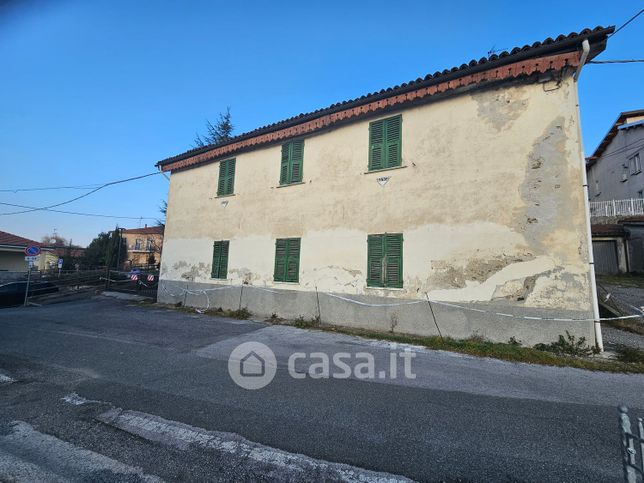 Casa indipendente in residenziale in Via E. Porrini