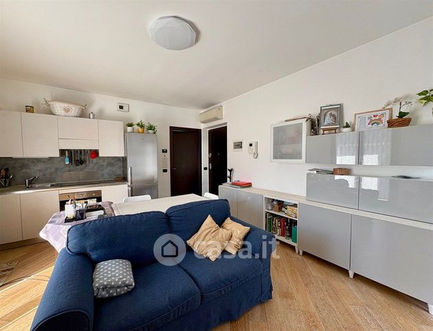 Appartamento in residenziale in Via Alessandro Manzoni