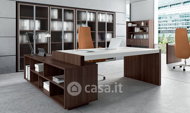 Ufficio in commerciale in Via Ufente