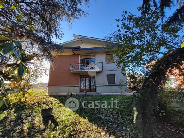 Villa in residenziale in Via I° Maggio 158