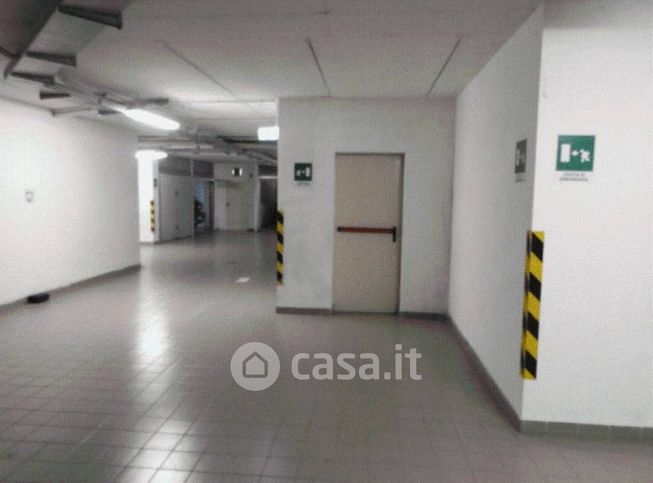 Box/posto auto in residenziale in Via Nazionale 2