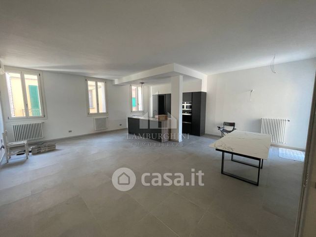 Appartamento in residenziale in Via CosmÃ¨ Tura
