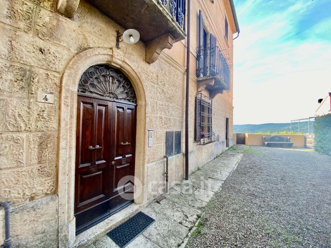 Appartamento in residenziale in Piazzale Castellazzo 4