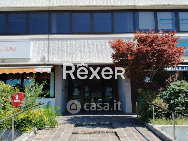 Ufficio in commerciale in Corso Stati Uniti