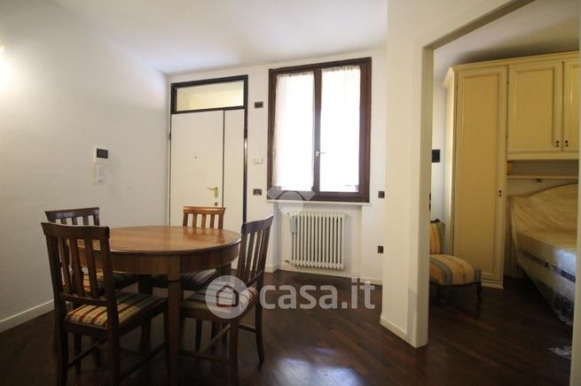Appartamento in residenziale in Via Martiri D'Ungheria 30