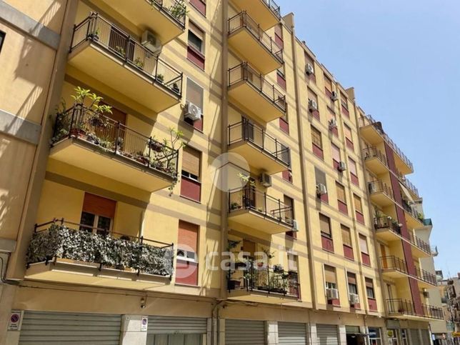 Appartamento in residenziale in Via Flavio Gioia 41