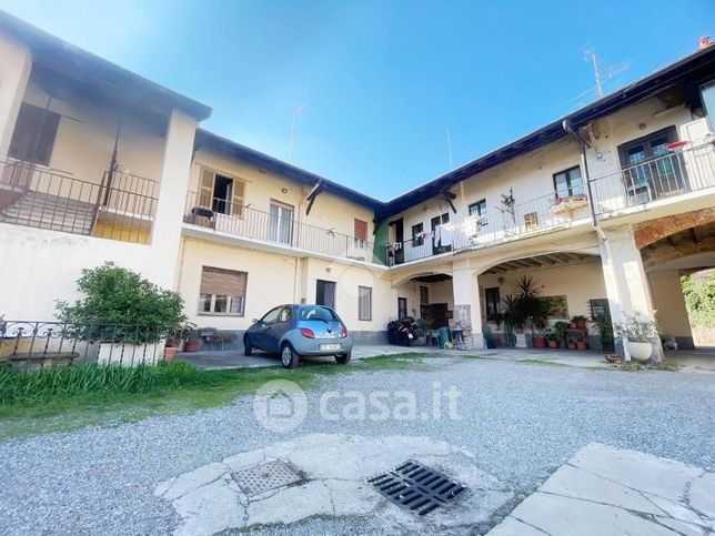 Rustico/casale in residenziale in Via L. Einaudi 20