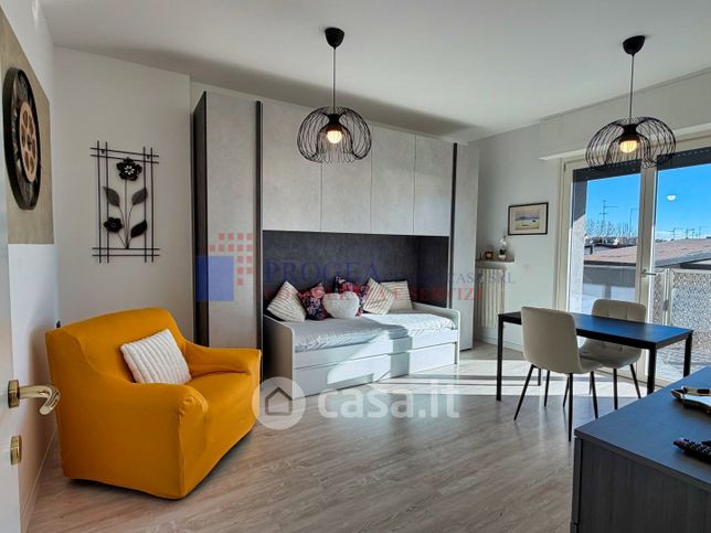 Appartamento in residenziale in Via delle Cave 9